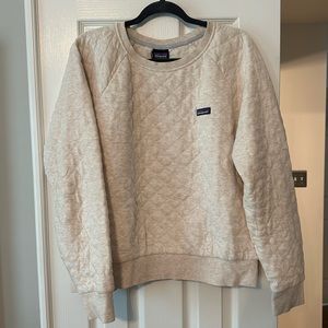 Patagonia crew neck pullover